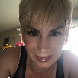 Meet your Posher, Suzanne